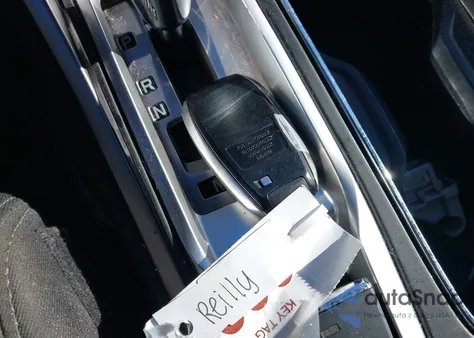 2019 Subaru Ascent Premium z USA, uszkodzony, nr VIN 4S4WMAFD8K3483992